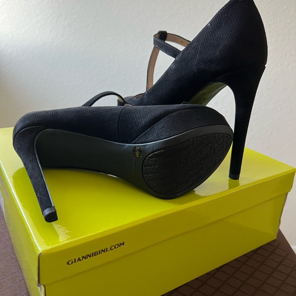 Gianni Bini Lorenna T Strap Platform Heels - Picture 2 of 4